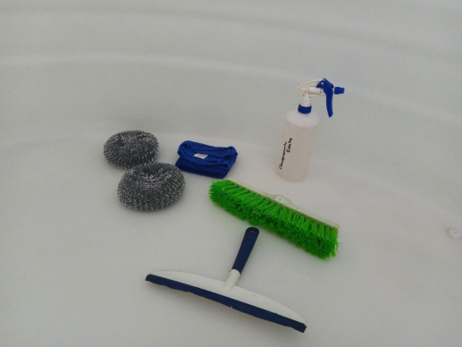 Servicio de lavado y desinfectado de cisternas y tanques Citijal o Rotoplas de 5,000 litros de color blanco.